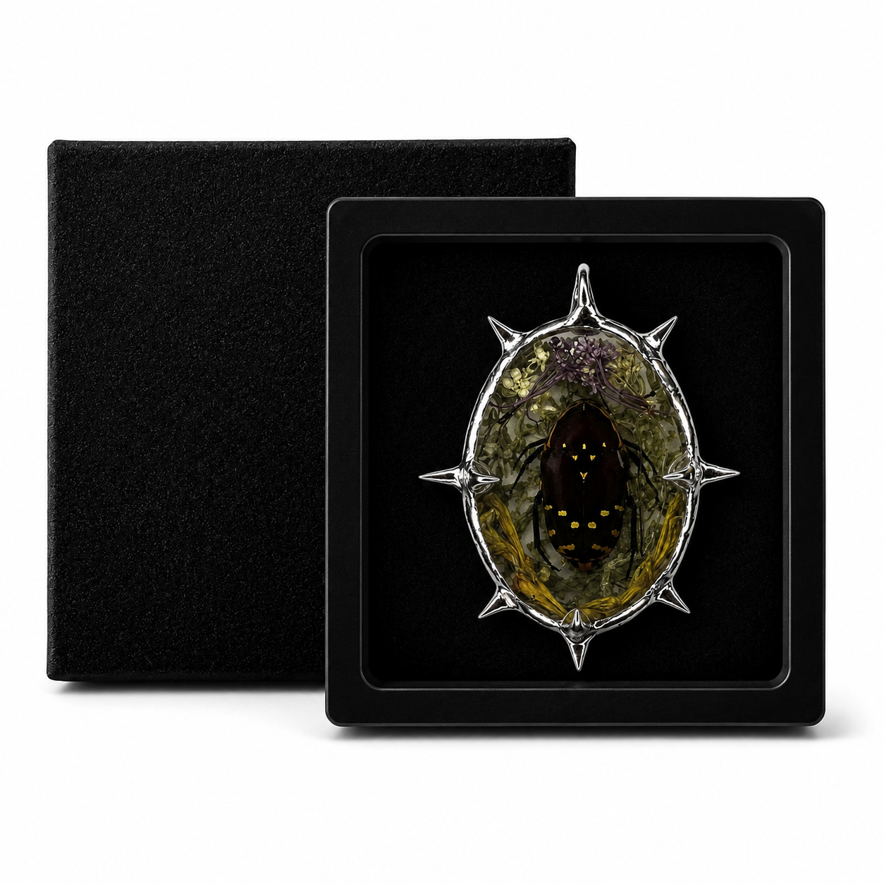 Amulet_55