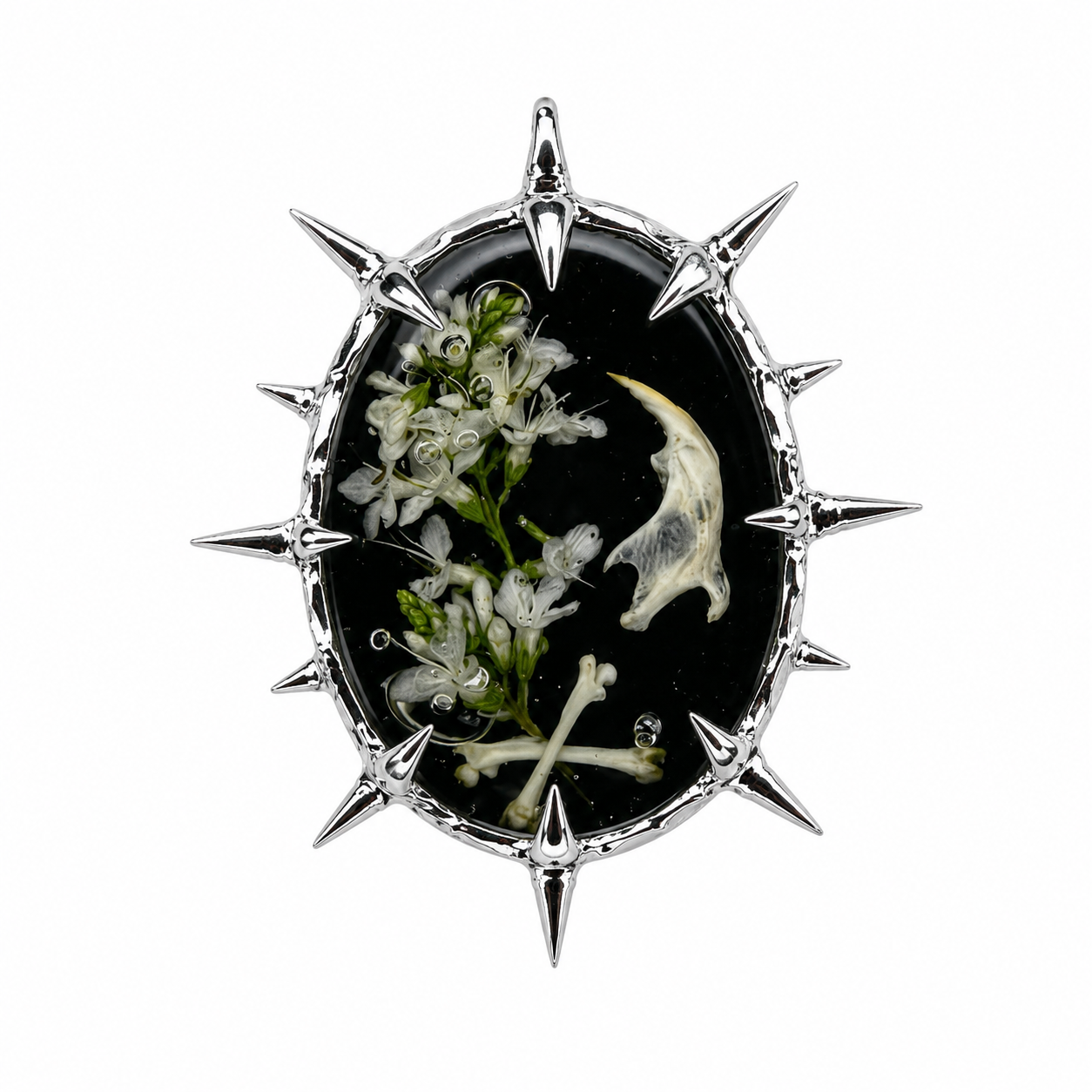 Amulet_28