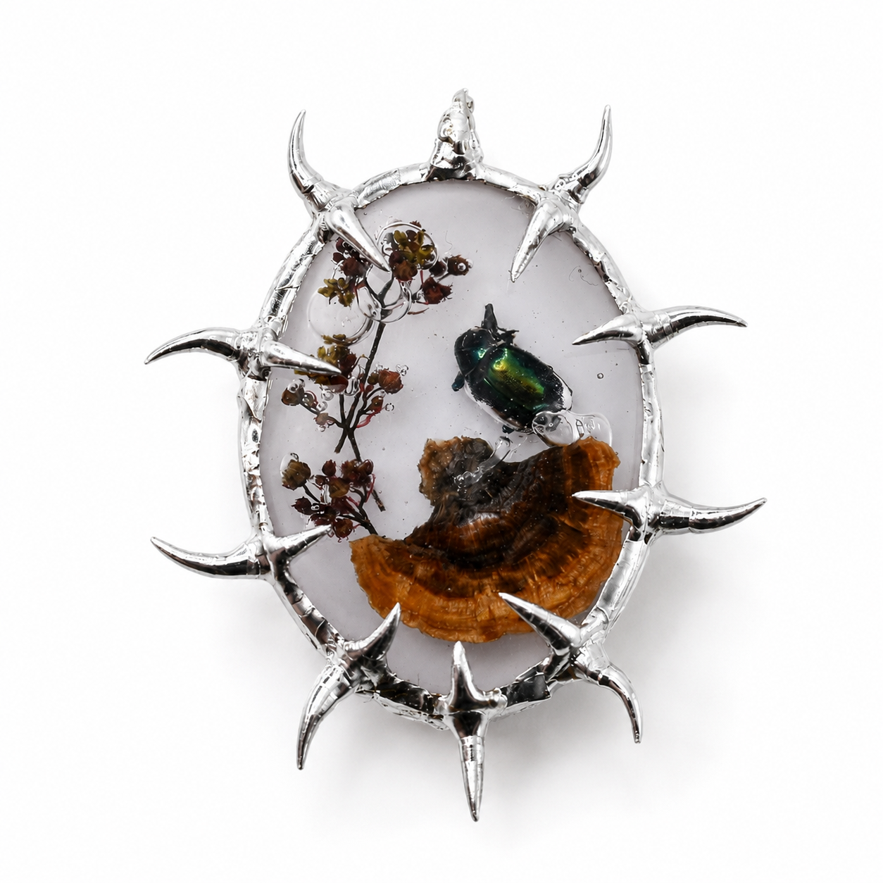 Amulet_23