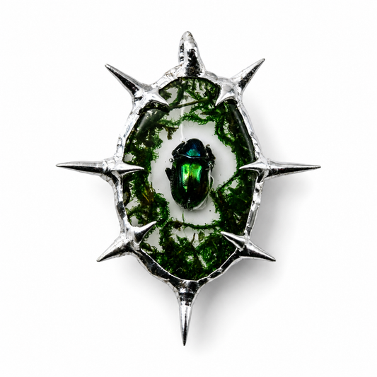 Amulet_09