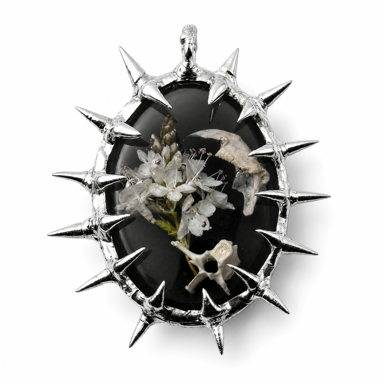 Amulet_10