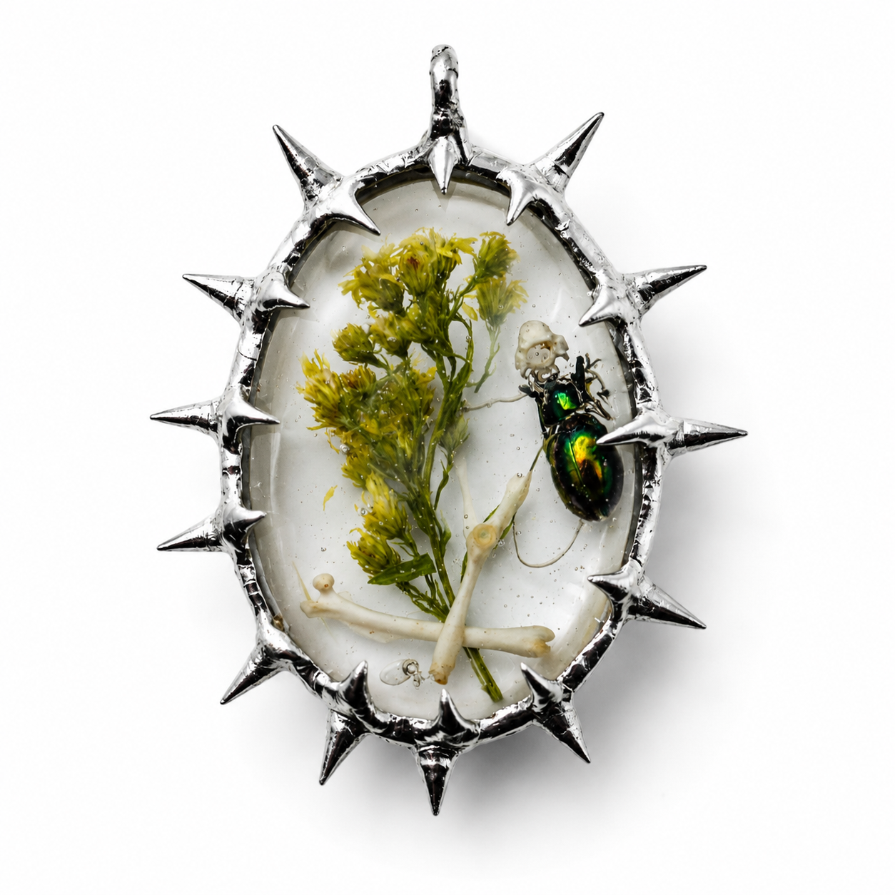 Amulet_12