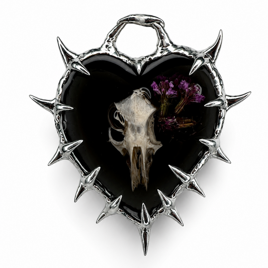 Amulet_40