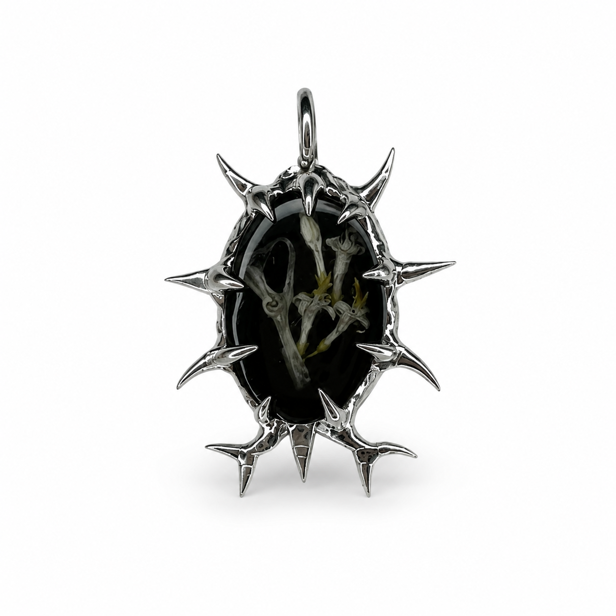 Amulet_70