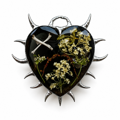 Amulet_64