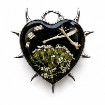 Amulet_65