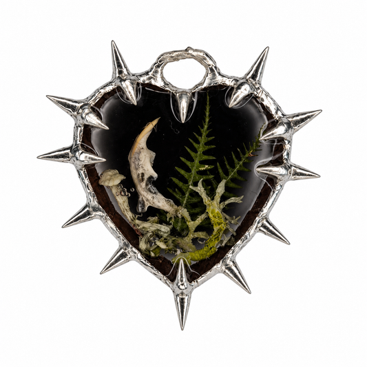 Amulet_102