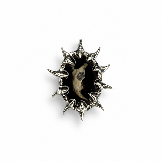 Amulet_111