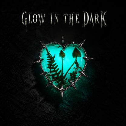 Amulet_120 / Glow In The Dark