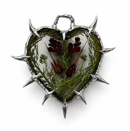 Amulet_47